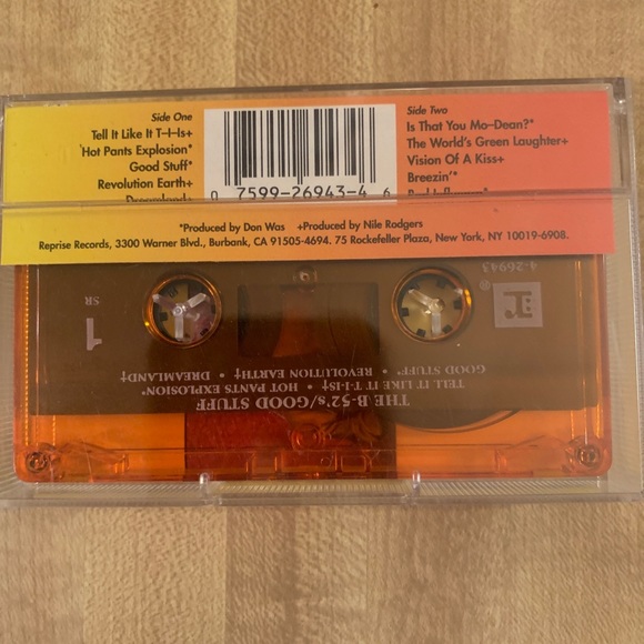 Mint conditioned B52s Cassette 1992 - Picture 2 of 4